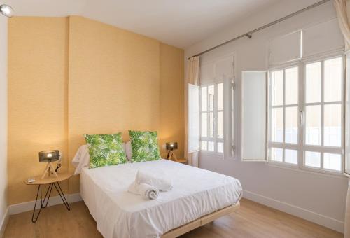 Apartamento Urbe10 Plaza De La Merced Duplex 1 Bedroom