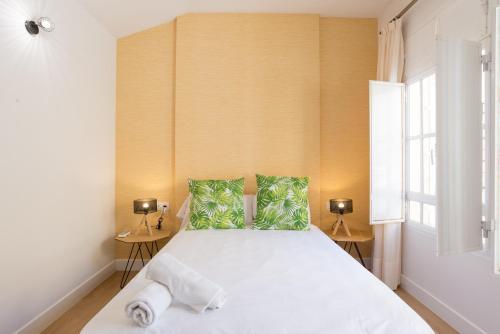 Apartamento Urbe10 Plaza De La Merced Duplex 1 Bedroom