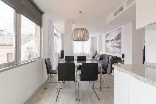 Urbe10 Angel Ganivet 2 Bedrooms Apartment