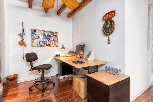 Three-bedroom Apartment With Terrace Lion