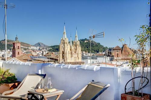 Three-bedroom Apartment With Terrace Lion