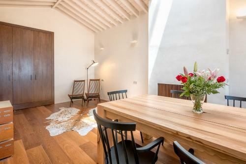 Apartamento Two-bedroom Penthouse With Terrace Veletta