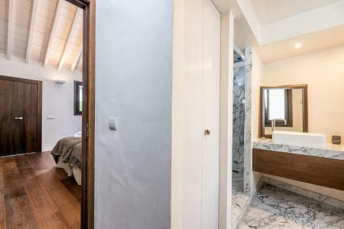 Apartamento Two-bedroom Penthouse With Terrace Veletta