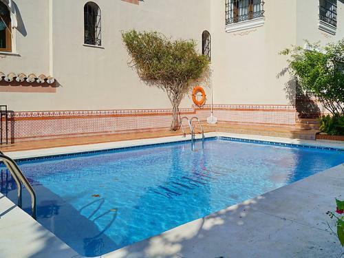 Villa With Pool Near The Beach