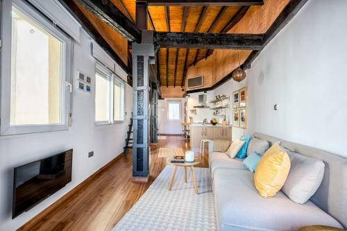 One-bedroom Apartment With Terrace Tina