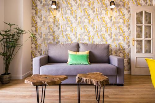Urbe10 Plaza De La Merced 1 Bedroom Apartment