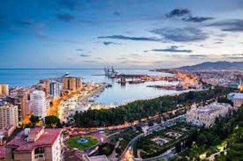 Apartamento Holidays2malaga Tomas De Heredia
