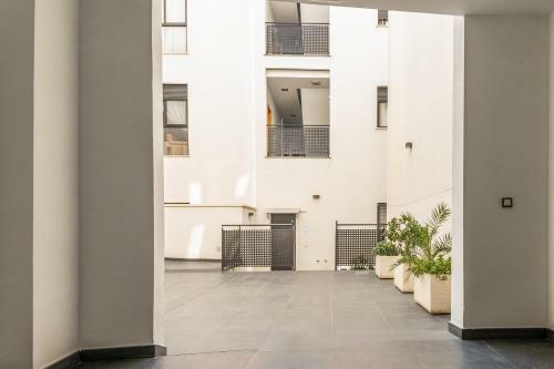 Suite Homes Stylish Central Apartment