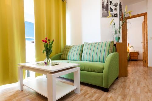 Two-bedroom Apartment Casilari