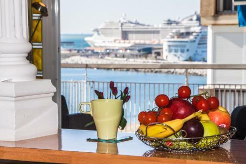 Two-bedroom Apartment Casilari