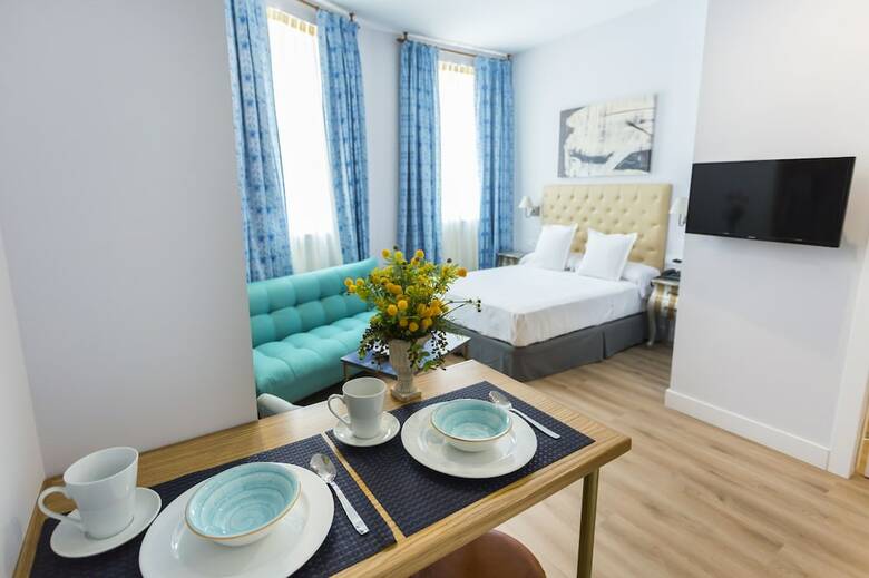 Apartamento Casa De La Merced Suites