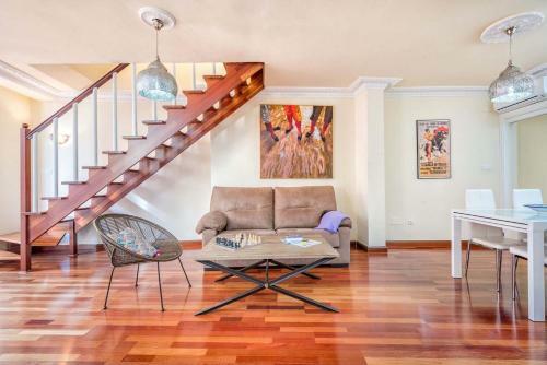 Three-bedroom Apartment With Terrace Emma