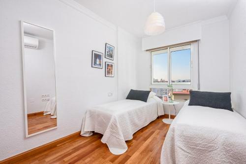 Three-bedroom Apartment With View Charlie