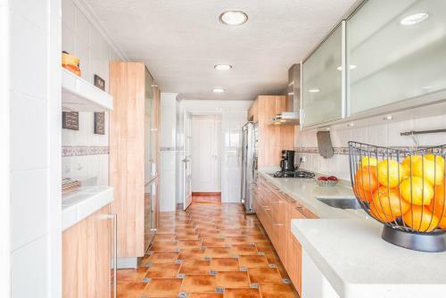 Three-bedroom Apartment With View Charlie