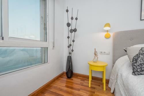 Three-bedroom Apartment With View Charlie