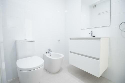Bright Apartment Close To Beach And Town