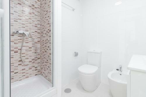 Bright Apartment Close To Beach And Town