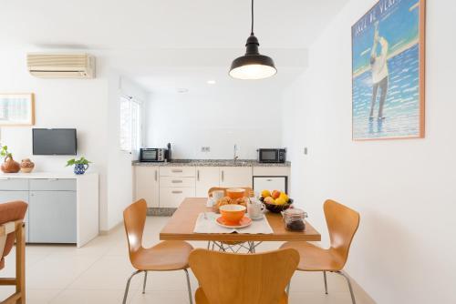 Apartamento Pedregalejo, Casita Cerca Del Mar