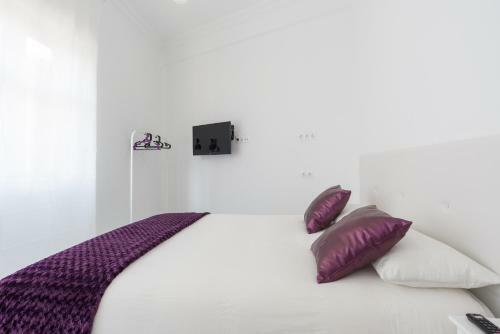 Urbe10 Tomas Heredia 3 Bedroom Apartment