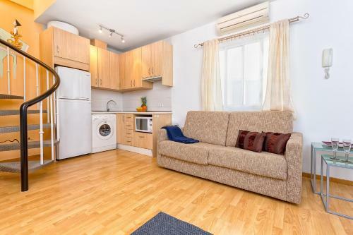 One-bedroom Apartment With Terrace Picasso