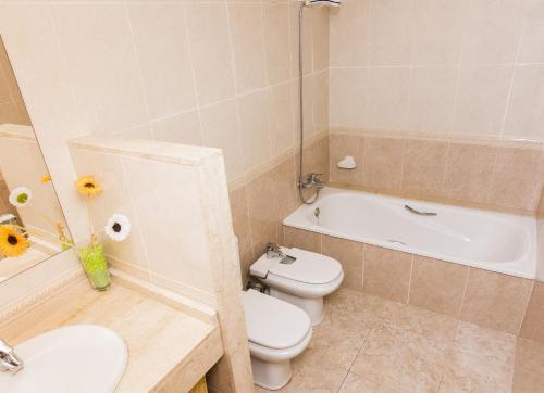 Homeholidaysrentals Coral