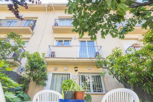 Homeholidaysrentals Coral