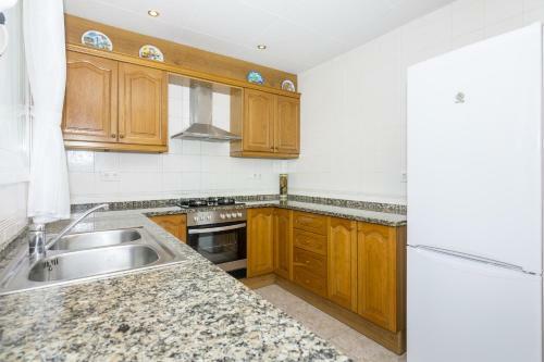 Homeholidaysrentals Coral