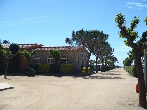 Camping Sunissim El Pla De Mar By Locatour
