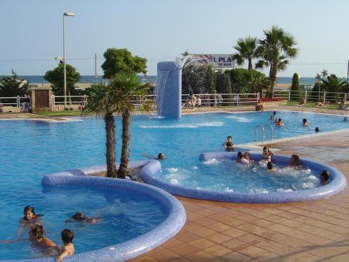 Camping Sunissim El Pla De Mar By Locatour