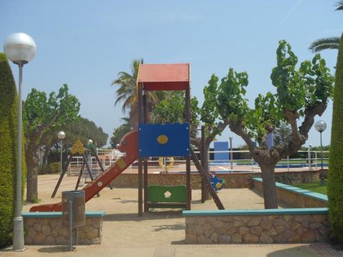 Camping Sunissim El Pla De Mar By Locatour
