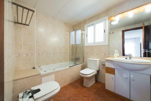 Ref. 190. Apart. Avenida