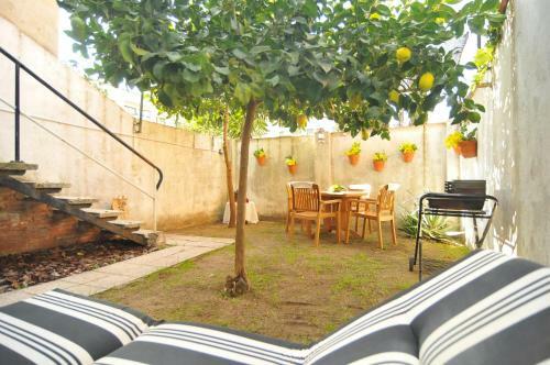Homeholidaysrentals Valerie