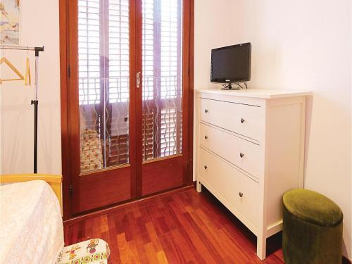 Three-bedroom Holiday Home In Malgrat De Mar