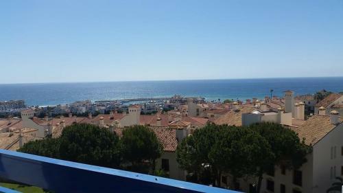 Apartamento Duquesa Suite And Golf With A Spectacular Sea View