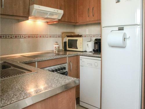 Two-bedroom Apartment In Mar De Cristal