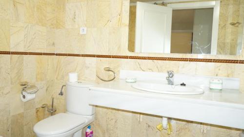 Apartamentos Amazing 10th Floor Views In Marbella Centre