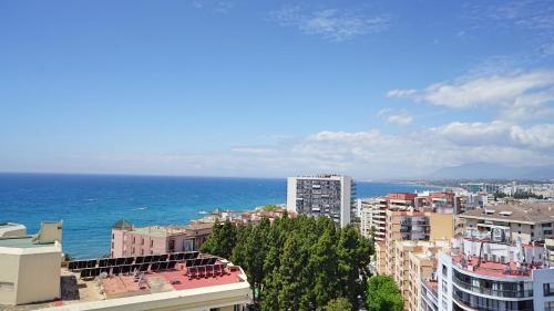 Apartamentos Amazing 10th Floor Views In Marbella Centre