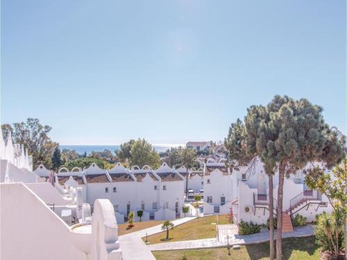Two-bedroom Holiday Home In Las Chapas Marbella