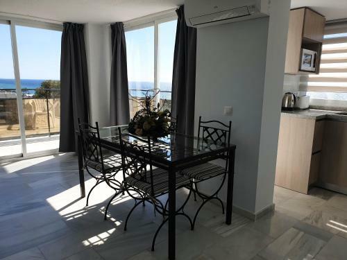 Apartamentos Marbella Skol 2 Bedroom Duplex With Sea Views