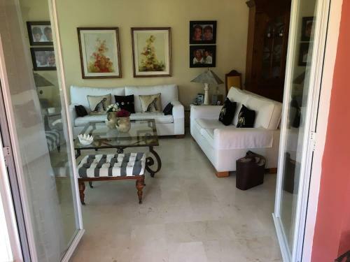 Luxury Apartment In 5 Star Urbanization