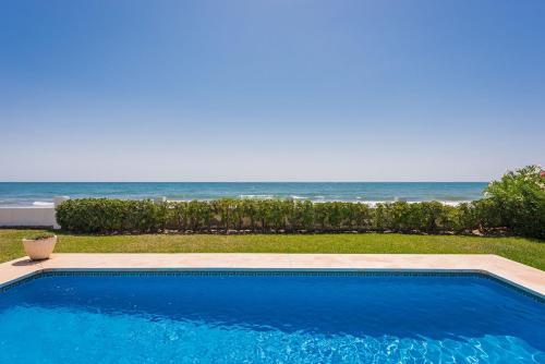 Villa 1100 Marbella Beachfront First Line