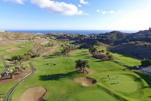 Villa Salobre Golfers 5