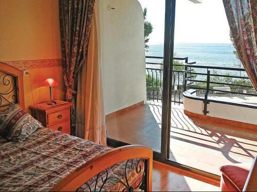 Holiday Apartment Miami Playa 01