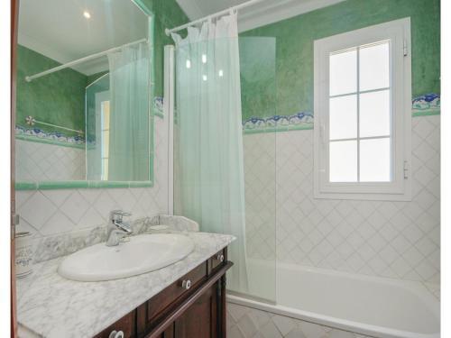 Three-bedroom Apartment In Mijas