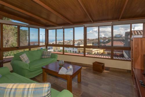 Casa Jard�n De Moya