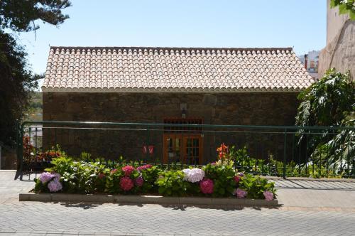 Casa Jard�n De Moya