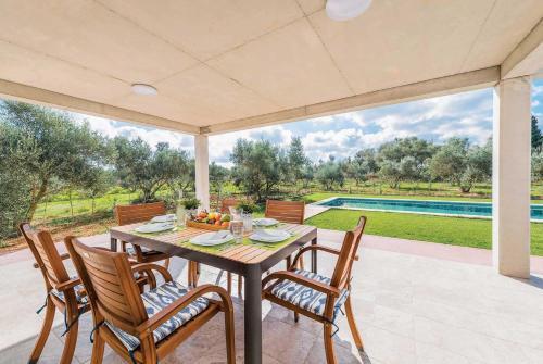 Muro Villa Sleeps 6 Air Con Wifi