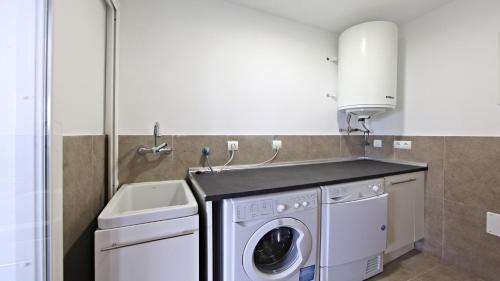 Villa Ambient / Sa Finqueta