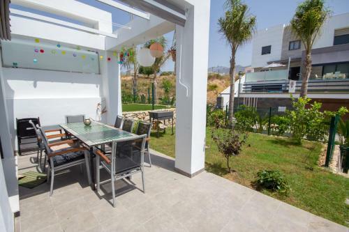 Swedish Home Los Mangos Nerja Canovas