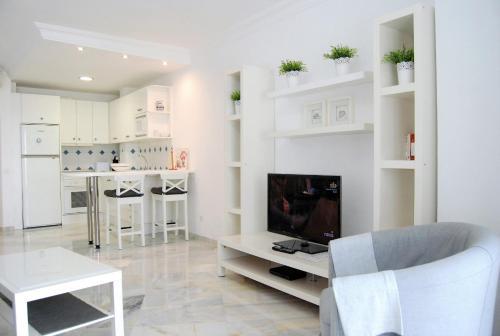 Stella Maris Casasol Apartments